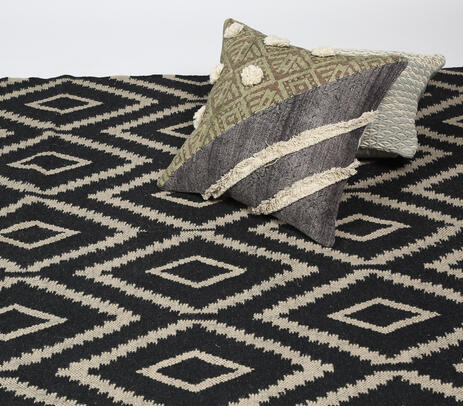 Handwoven Monotone Diamond Jute & Wool Rug